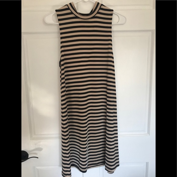 Avec Les Filles Sleeveless Striped Dress - Picture 3 of 5